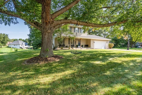 Tiny photo for 81 Cedar Court, Geneseo, IL 61254 (MLS # 12739077)