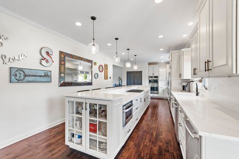 Tiny photo for 8025 Stonegate Drive, Tinley Park, IL 60487 (MLS # 12488005)