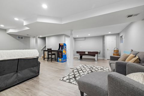 Tiny photo for 8025 Stonegate Drive, Tinley Park, IL 60487 (MLS # 12488005)