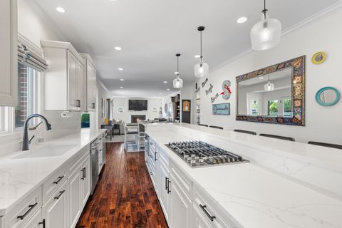 Tiny photo for 8025 Stonegate Drive, Tinley Park, IL 60487 (MLS # 12488005)