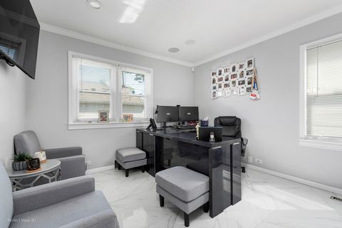 Tiny photo for 7030 Foster Street, Morton Grove, IL 60053 (MLS # 12444590)