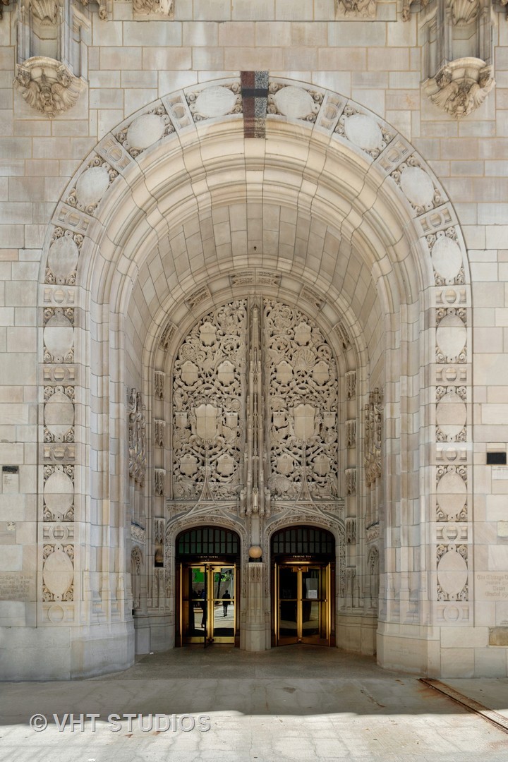 435 N Michigan Avenue 401