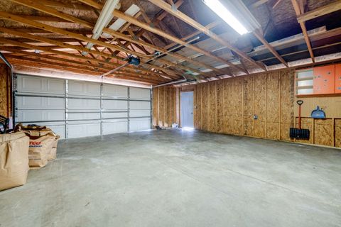 Tiny photo for 634 River Lane, Loves Park, IL 61111 (MLS # 12613032)