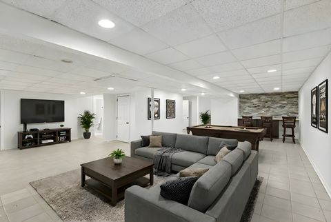 Tiny photo for 2301 Malik Court, Glenview, IL 60025 (MLS # 12545076)