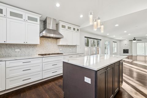 Tiny photo for 2301 Malik Court, Glenview, IL 60025 (MLS # 12545076)