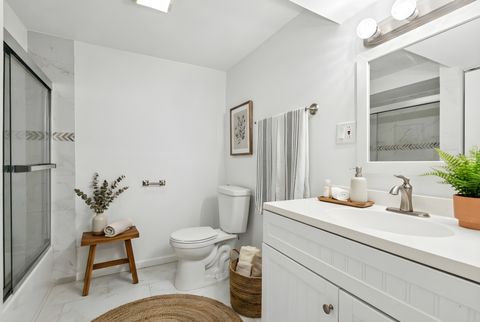 Tiny photo for 2301 Malik Court, Glenview, IL 60025 (MLS # 12545076)