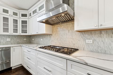 Tiny photo for 2301 Malik Court, Glenview, IL 60025 (MLS # 12545076)