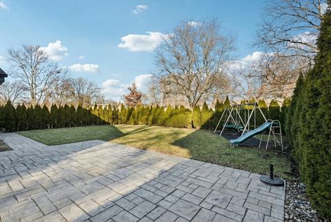 Tiny photo for 2301 Malik Court, Glenview, IL 60025 (MLS # 12545076)