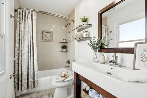 Tiny photo for 2301 Malik Court, Glenview, IL 60025 (MLS # 12545076)