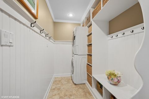 Tiny photo for 717 Brierhill Road, Deerfield, IL 60015 (MLS # 12409394)