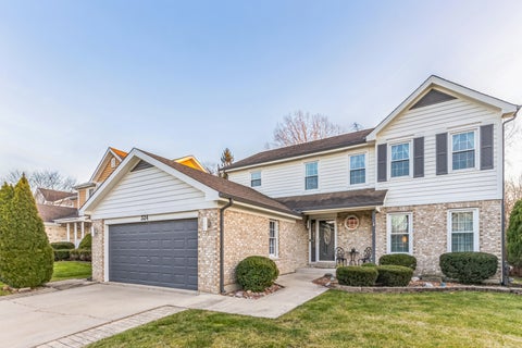 Photo of 324 Chesapeake Lane, Bloomingdale, IL 60108 (MLS # 12760906)