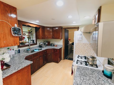 Tiny photo for 9425 MARGAIL Avenue, Des Plaines, IL 60016 (MLS # 12651950)