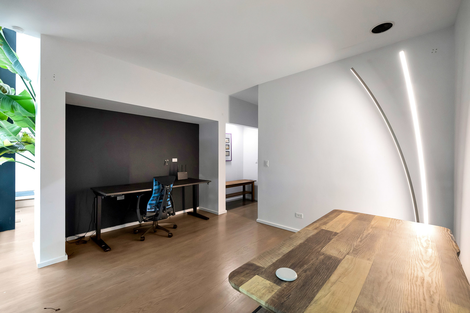 839 N HERMITAGE Avenue 101