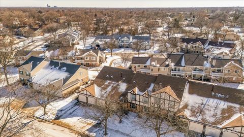 Tiny photo for 25 Illinois Avenue #L2, Schaumburg, IL 60193 (MLS # 12550569)