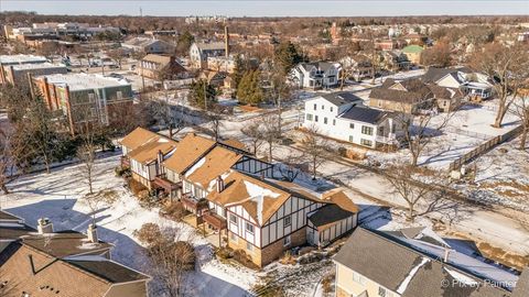 Tiny photo for 25 Illinois Avenue #L2, Schaumburg, IL 60193 (MLS # 12550569)