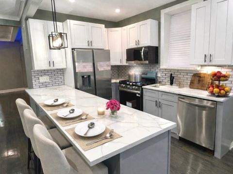 Tiny photo for 7042 S Eberhart Avenue, Chicago, IL 60637 (MLS # 12610024)