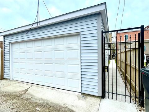 Tiny photo for 7042 S Eberhart Avenue, Chicago, IL 60637 (MLS # 12610024)