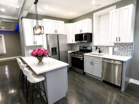 Tiny photo for 7042 S Eberhart Avenue, Chicago, IL 60637 (MLS # 12610024)