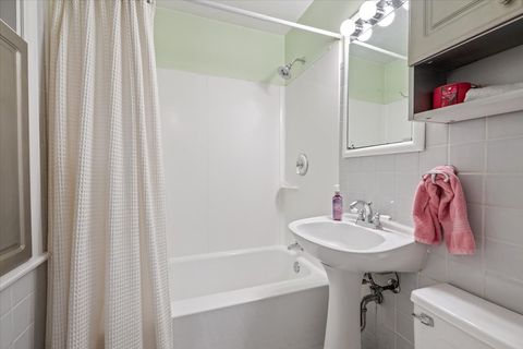 Tiny photo for 424 S Home Avenue, Park Ridge, IL 60068 (MLS # 12605819)