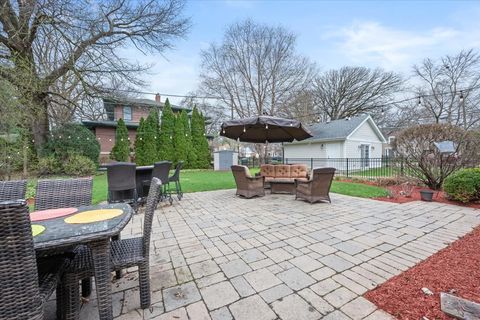 Tiny photo for 424 S Home Avenue, Park Ridge, IL 60068 (MLS # 12605819)