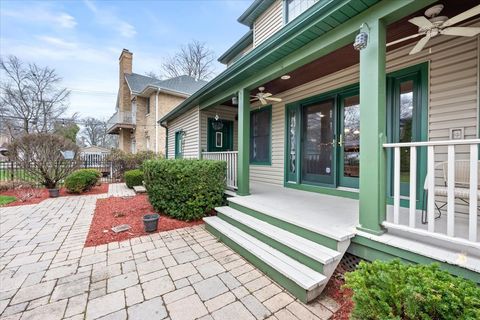 Tiny photo for 424 S Home Avenue, Park Ridge, IL 60068 (MLS # 12605819)
