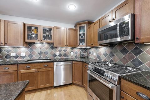 Tiny photo for 424 S Home Avenue, Park Ridge, IL 60068 (MLS # 12605819)