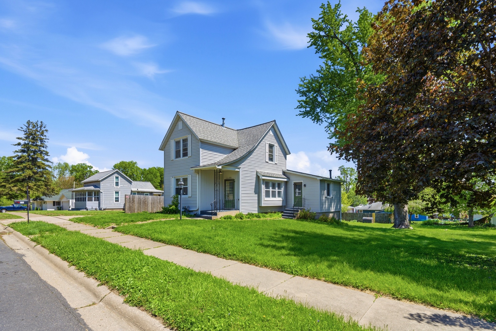 1713 N 5th Street