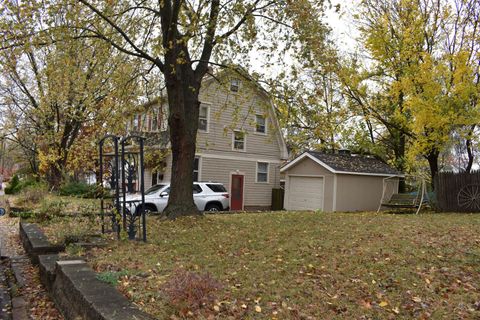 A home in Pekin