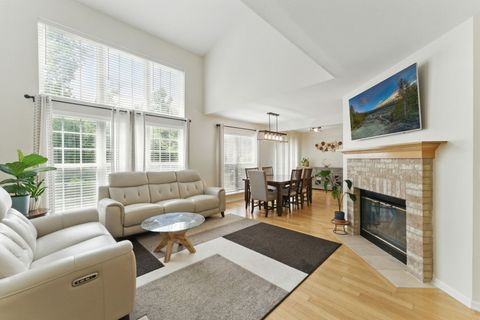 Tiny photo for 904 Willow Street, Itasca, IL 60143 (MLS # 12473911)
