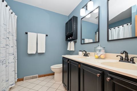 Tiny photo for 36 Evergreen Drive, Streamwood, IL 60107 (MLS # 12469131)
