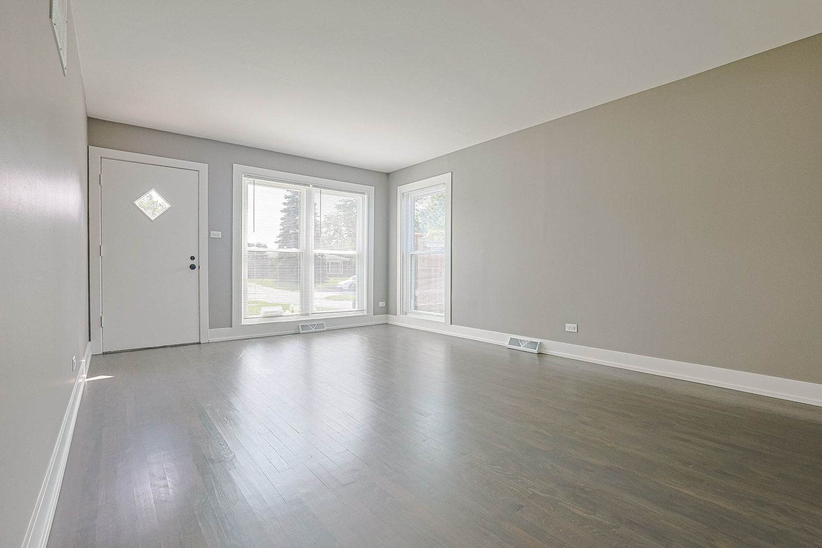 342 N 3rd Avenue