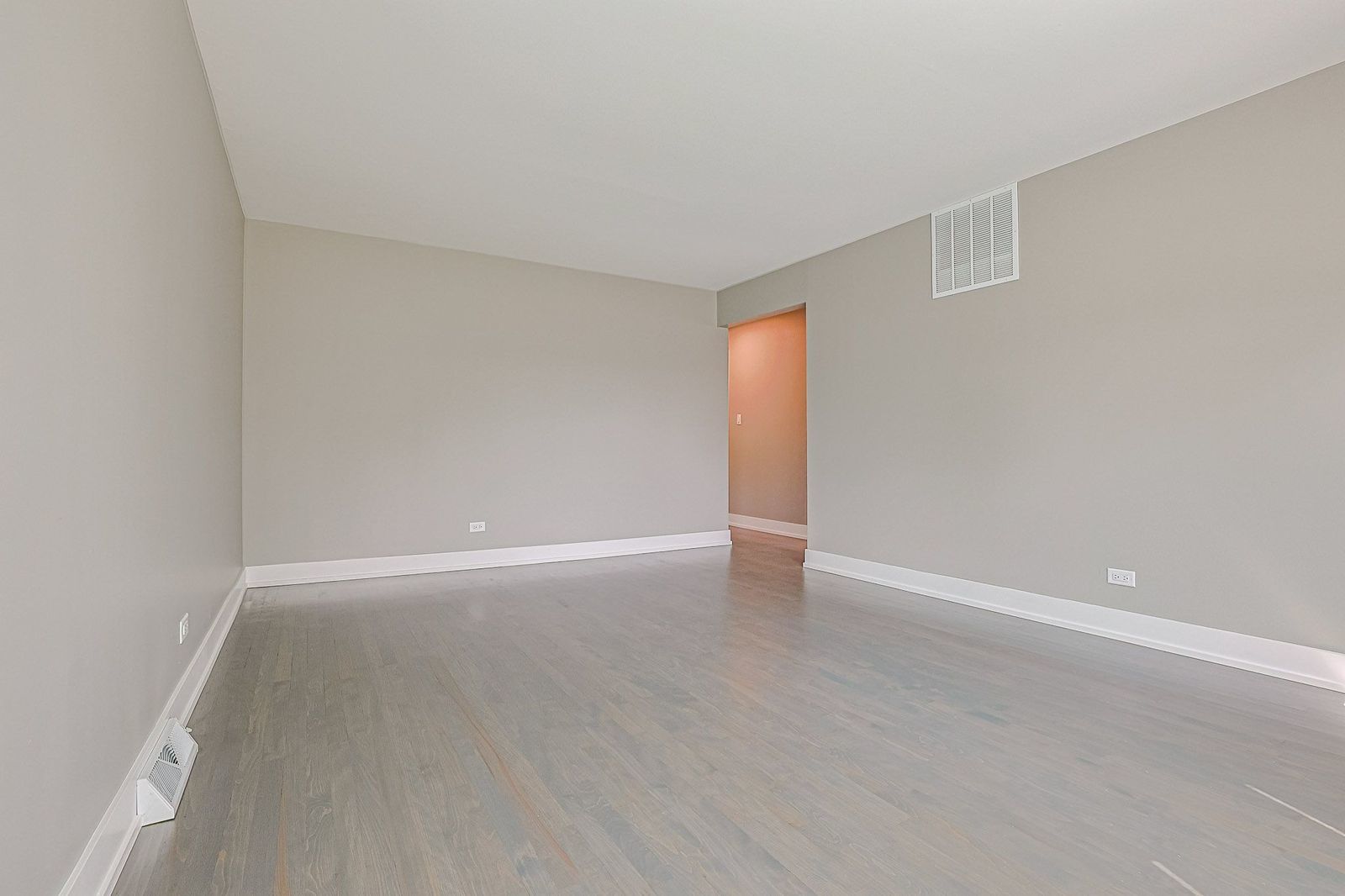 342 N 3rd Avenue