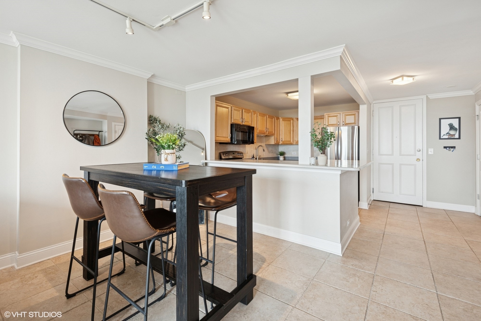 1660 N La Salle Drive 1309