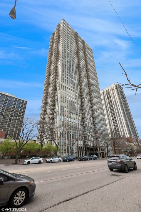 1660 N La Salle Drive 1309 Chicago IL 60614