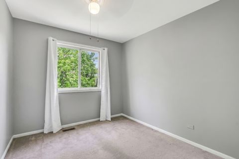 Tiny photo for 1953 Lawson Boulevard, Gurnee, IL 60031 (MLS # 12656465)