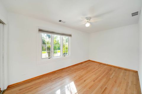 Tiny photo for 1019 Rockland Road, Lake Bluff, IL 60044 (MLS # 12500579)