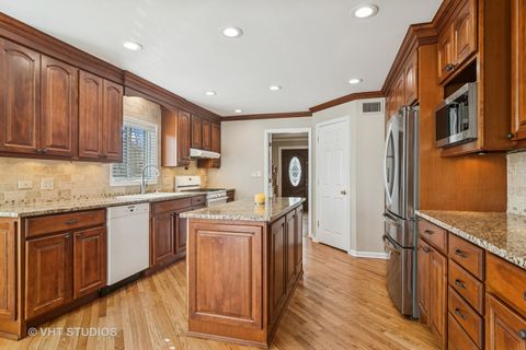 Tiny photo for 1019 Rockland Road, Lake Bluff, IL 60044 (MLS # 12500579)