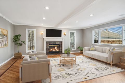 Tiny photo for 1019 Rockland Road, Lake Bluff, IL 60044 (MLS # 12500579)