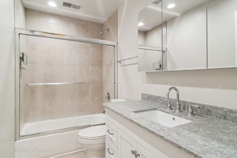 Tiny photo for 1019 Rockland Road, Lake Bluff, IL 60044 (MLS # 12500579)