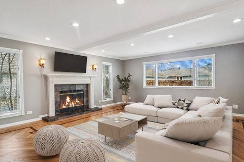 Tiny photo for 1019 Rockland Road, Lake Bluff, IL 60044 (MLS # 12500579)