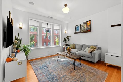 Tiny photo for 2574 W Lyndale Street #2, Chicago, IL 60647 (MLS # 12479230)