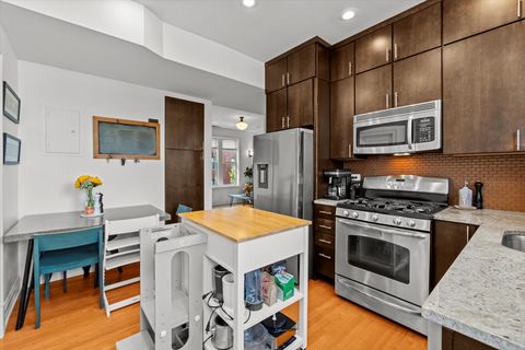 Tiny photo for 2574 W Lyndale Street #2, Chicago, IL 60647 (MLS # 12479230)