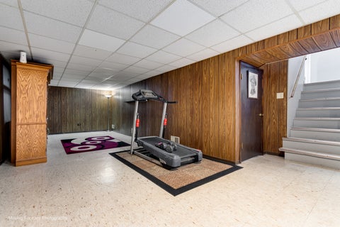 Tiny photo for 9840 Warren Street, Oak Lawn, IL 60453 (MLS # 12689951)