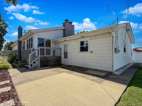 Tiny photo for 9840 Warren Street, Oak Lawn, IL 60453 (MLS # 12689951)