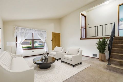 Tiny photo for 18031 65th Avenue, Tinley Park, IL 60477 (MLS # 12522058)