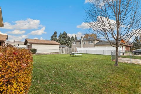 Tiny photo for 18031 65th Avenue, Tinley Park, IL 60477 (MLS # 12522058)