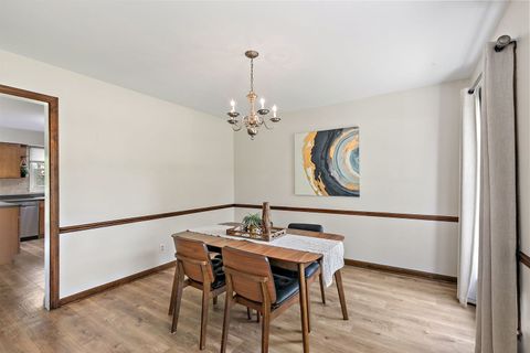 Tiny photo for 18 Jennifer Lane, DeKalb, IL 60115 (MLS # 12632629)