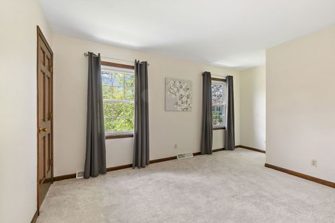 Tiny photo for 18 Jennifer Lane, DeKalb, IL 60115 (MLS # 12632629)