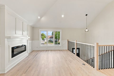 Tiny photo for 8612 Mcvicker Avenue, Burbank, IL 60459 (MLS # 12760898)