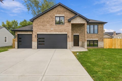 Photo of 8612 Mcvicker Avenue, Burbank, IL 60459 (MLS # 12760898)